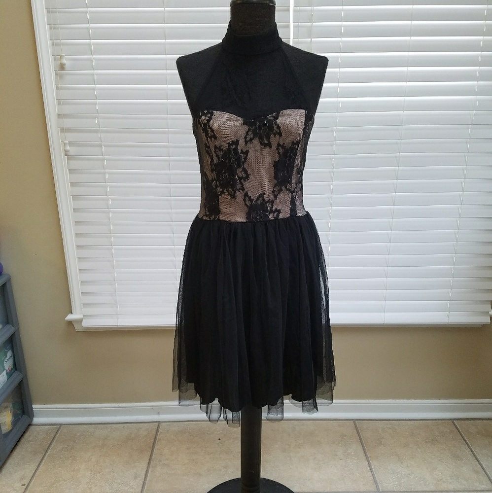 Lace & tulle halter dress